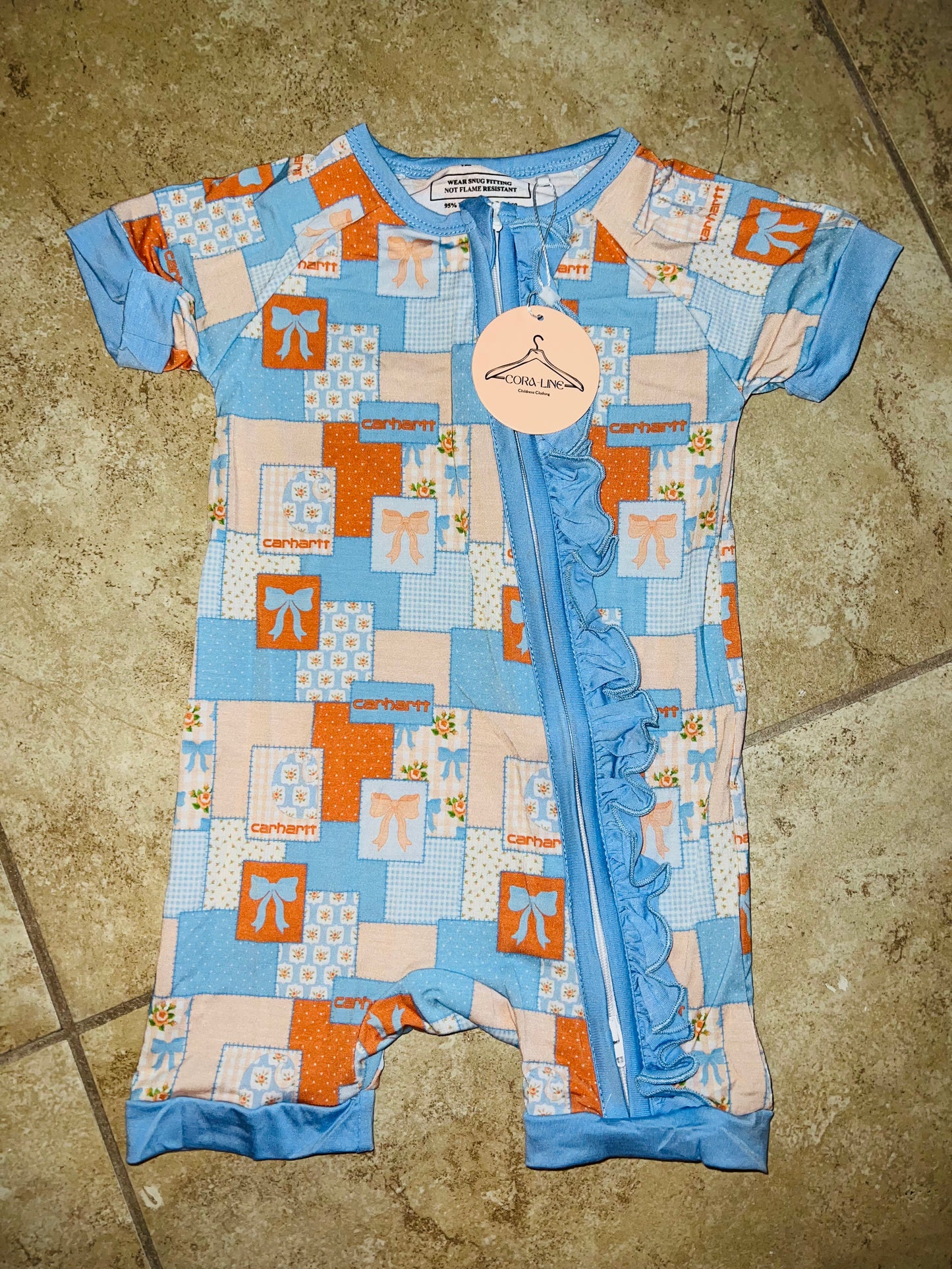 Carhartt Bows Ruffle Shortie