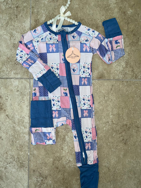 Blueberry & Bows Zippy