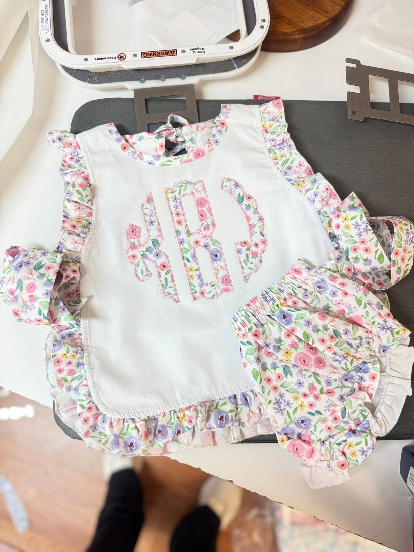 Floral Apron Set